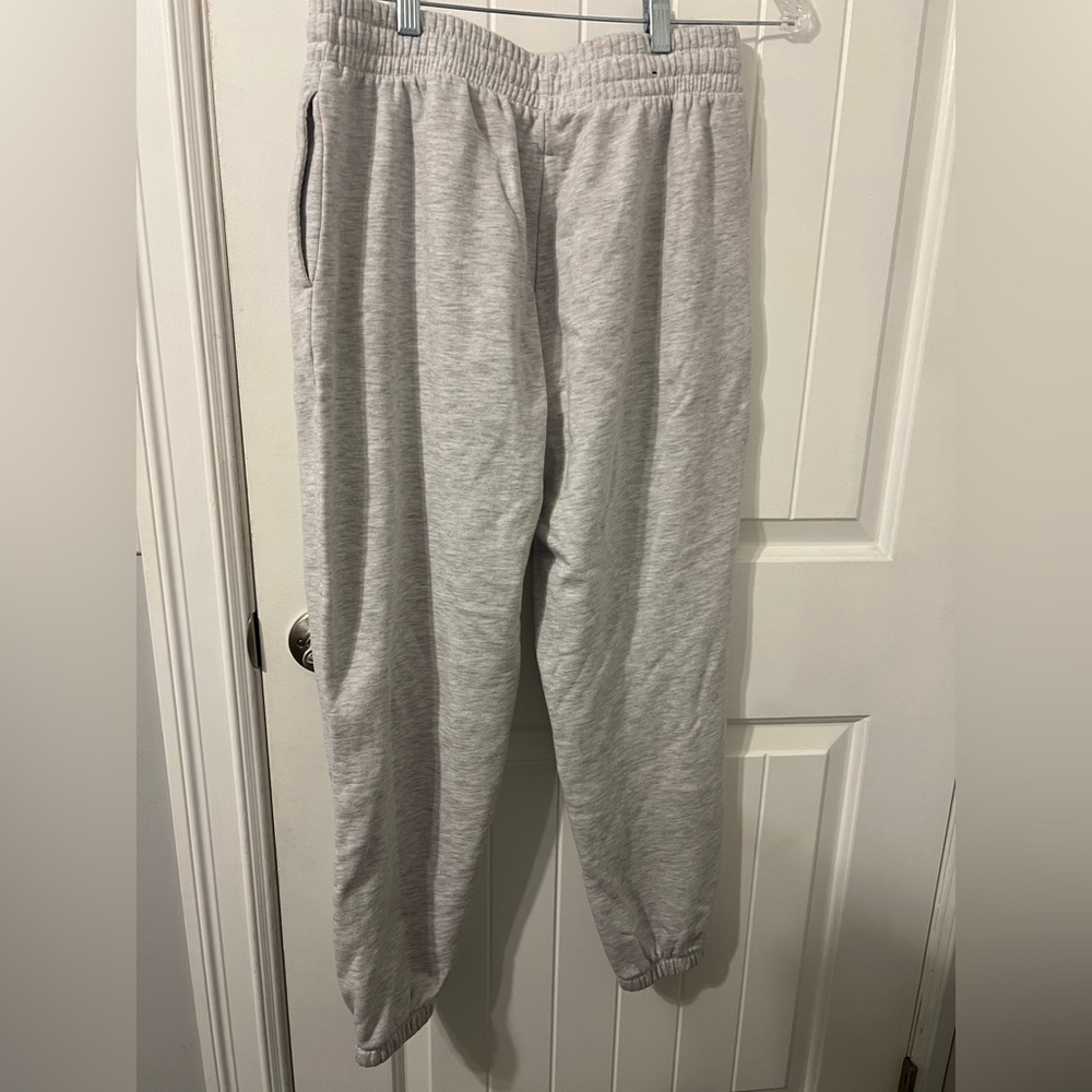 Garage light gray 90s jogger sweatpants
